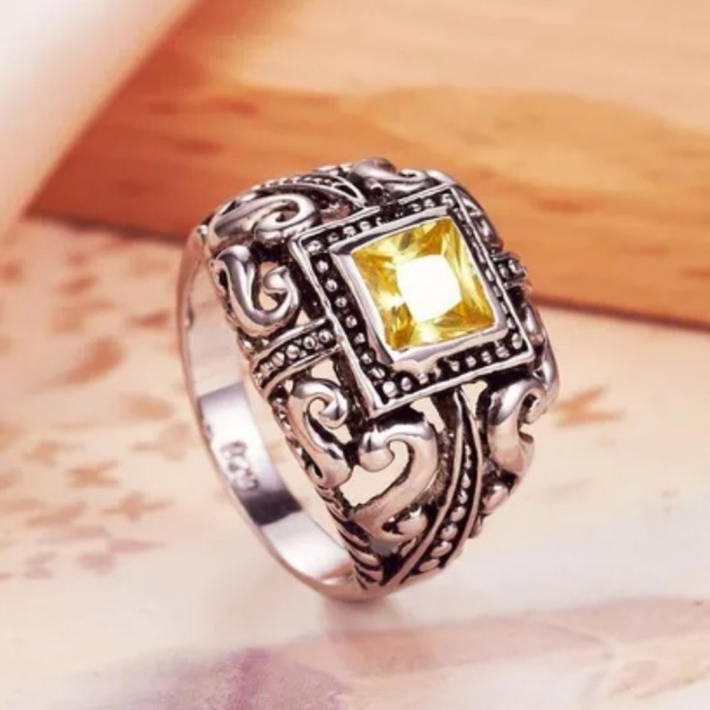 Vintage Sterling Silver Yellow Citrine Stone Ring